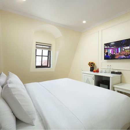 Sun Diamond Hotel Ha Long Bagian luar foto