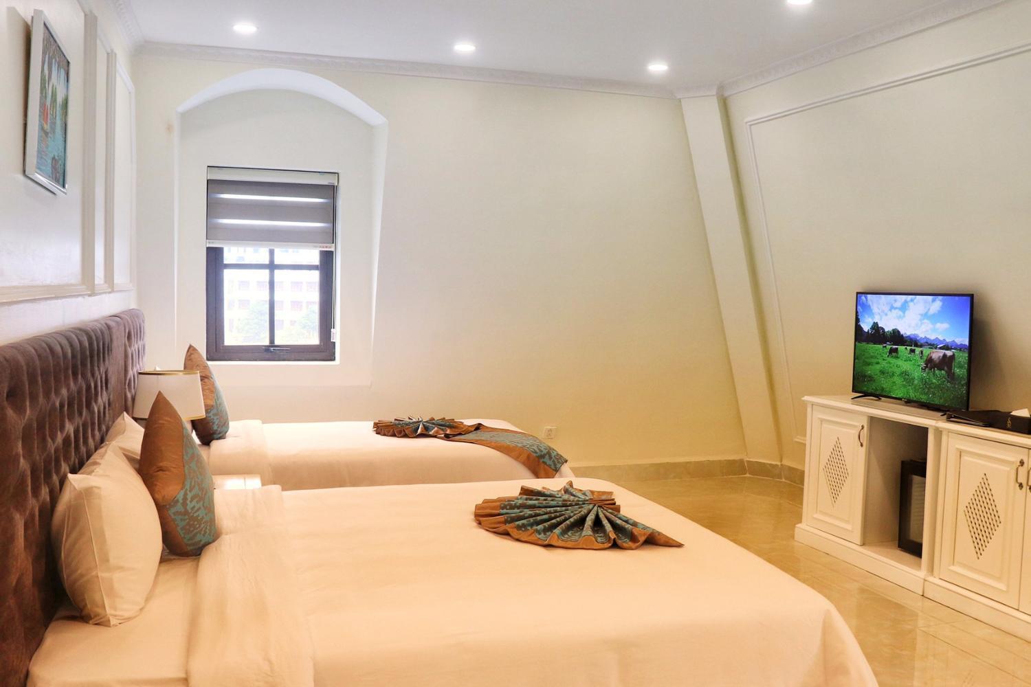 Sun Diamond Hotel Ha Long Bagian luar foto