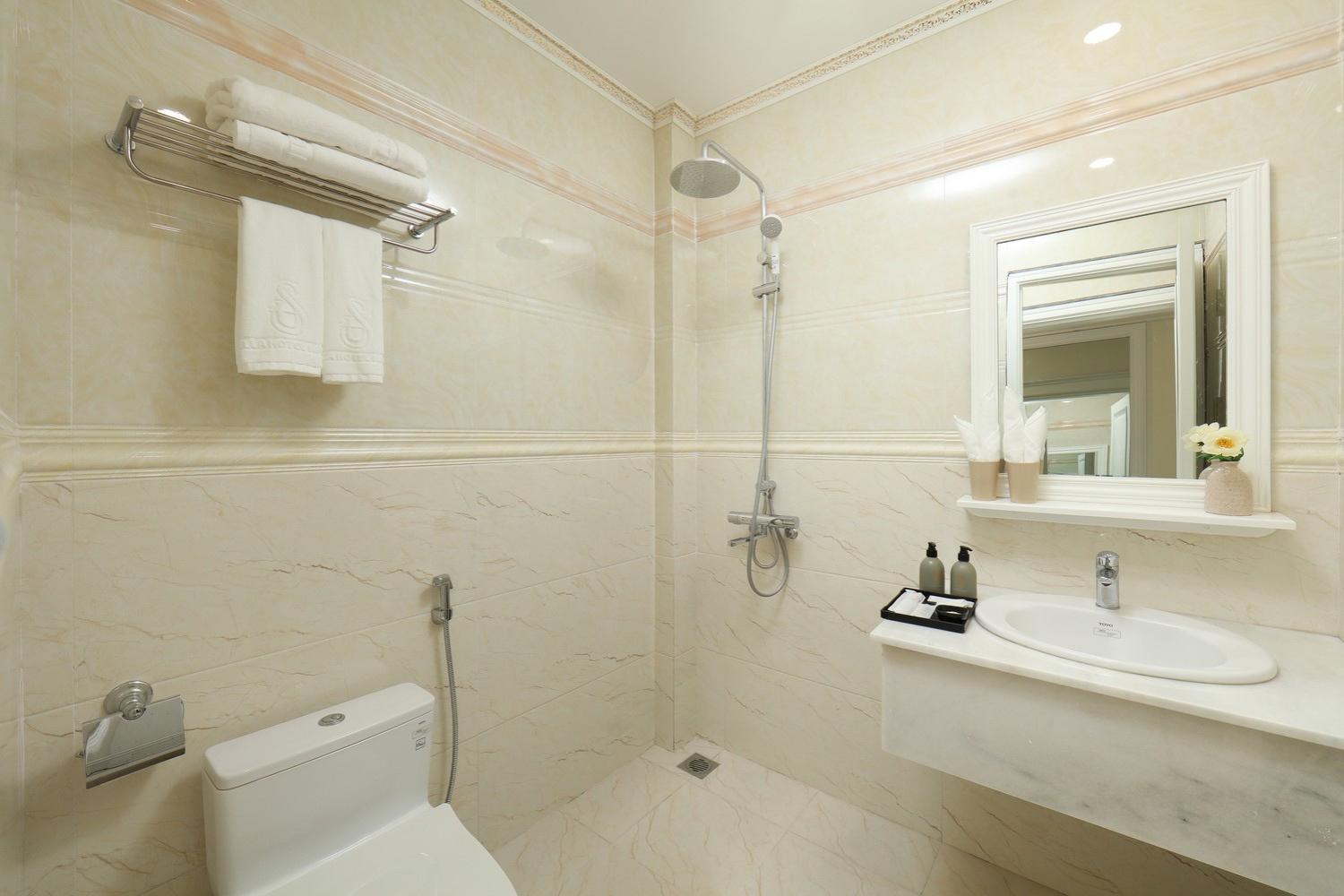 Sun Diamond Hotel Ha Long Bagian luar foto