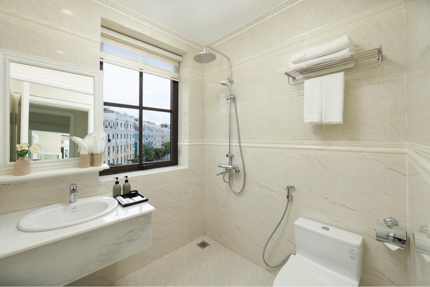 Sun Diamond Hotel Ha Long Bagian luar foto